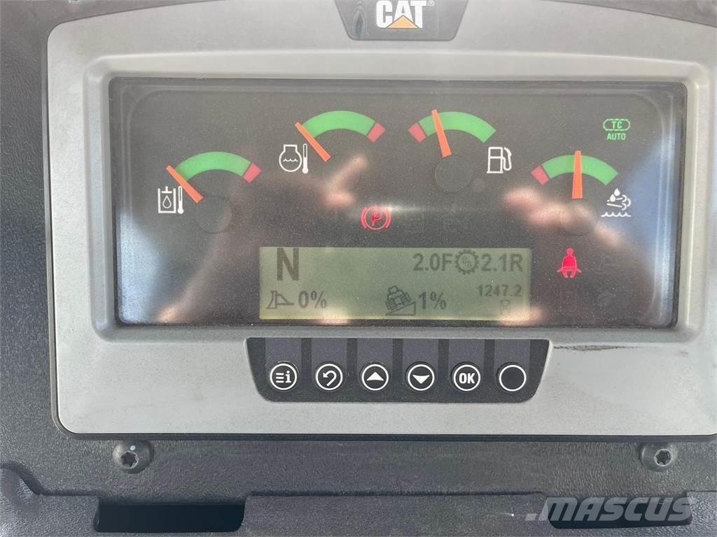 CAT D3K2 LGP Telaketjupuskutraktorit
