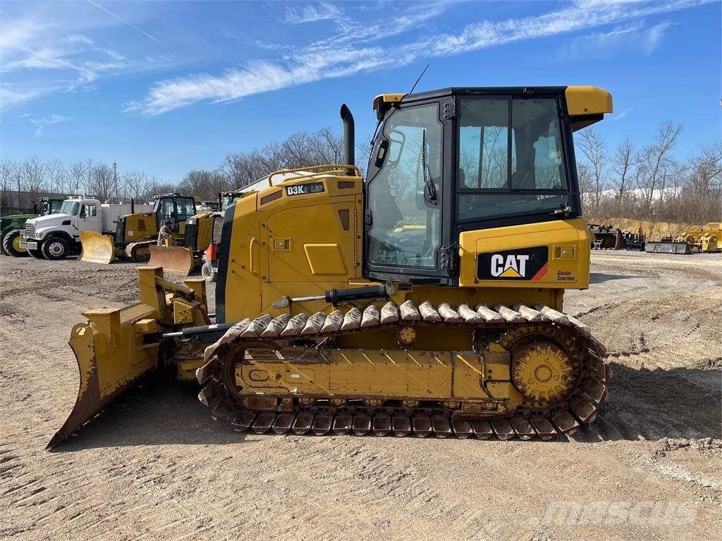 CAT D3K2 LGP Telaketjupuskutraktorit