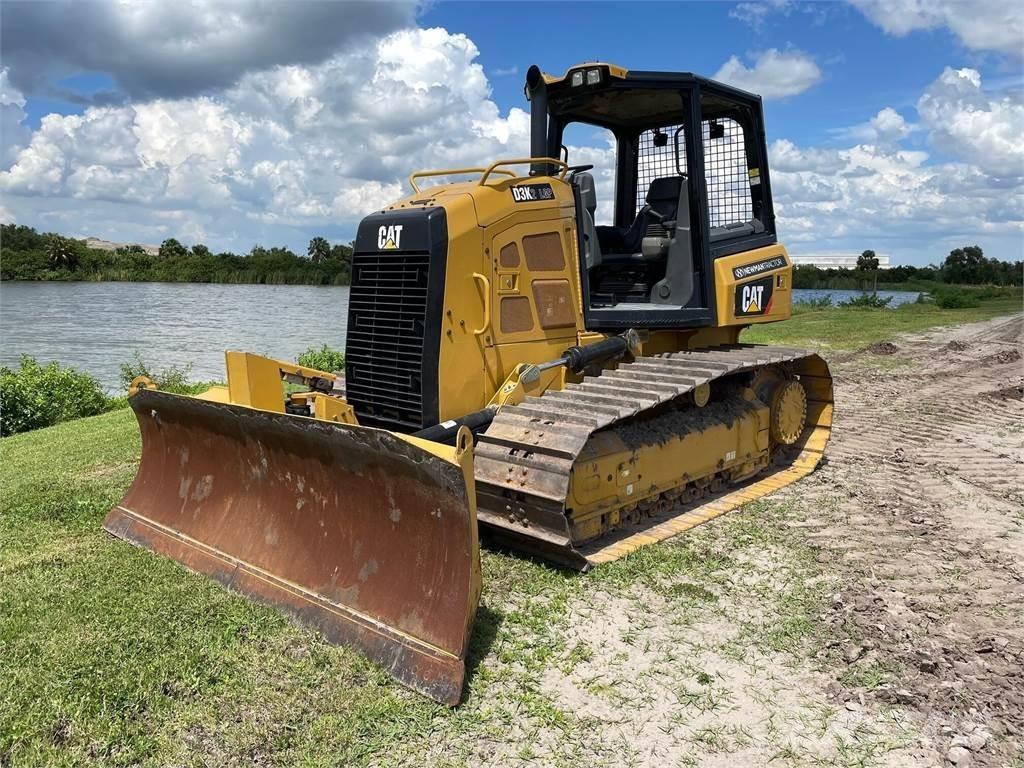 CAT D3K2 LGP Telaketjupuskutraktorit