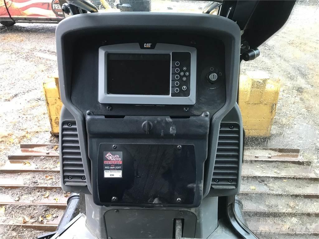 CAT D5K2 LGP Telaketjupuskutraktorit