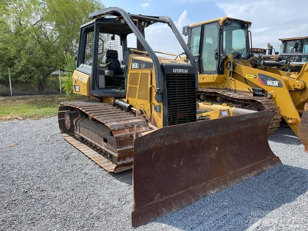 CAT D5K2 LGP Telaketjupuskutraktorit