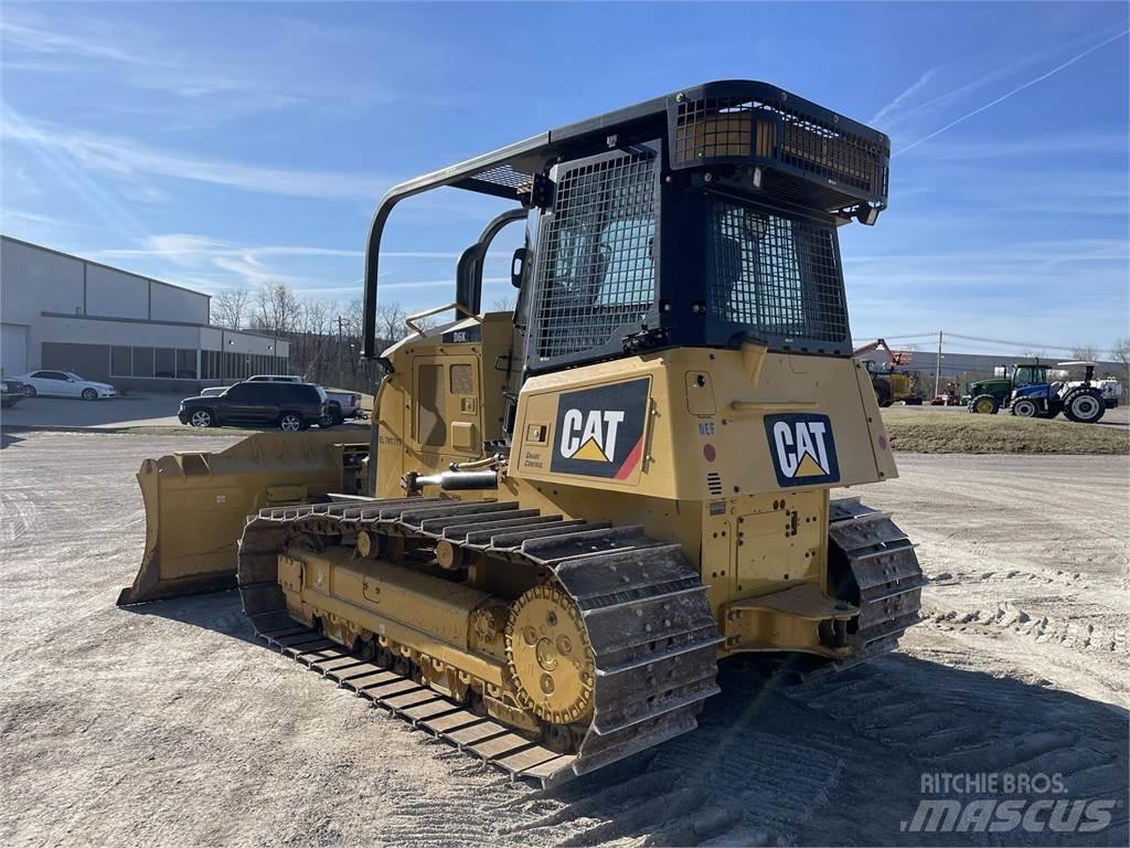 CAT D6K2 LGP Telaketjupuskutraktorit