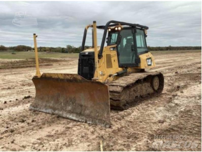 CAT D6K2 LGP Telaketjupuskutraktorit