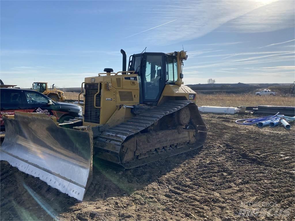 CAT D6N LGP Telaketjupuskutraktorit