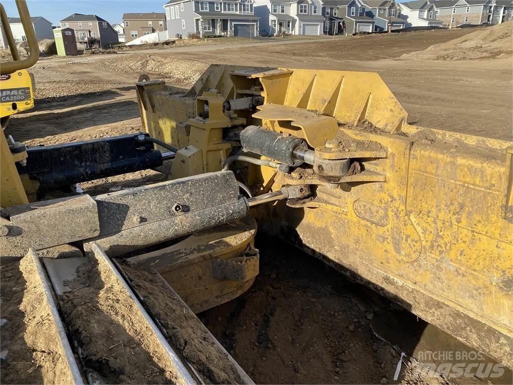 CAT D6N LGP Telaketjupuskutraktorit