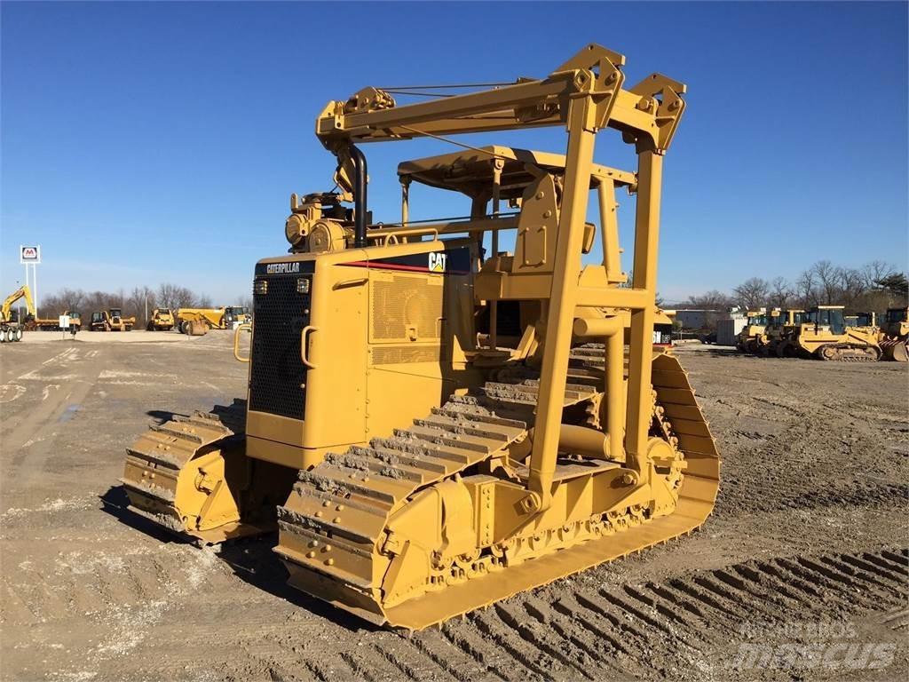CAT D6N LGP Putkenlaskijat
