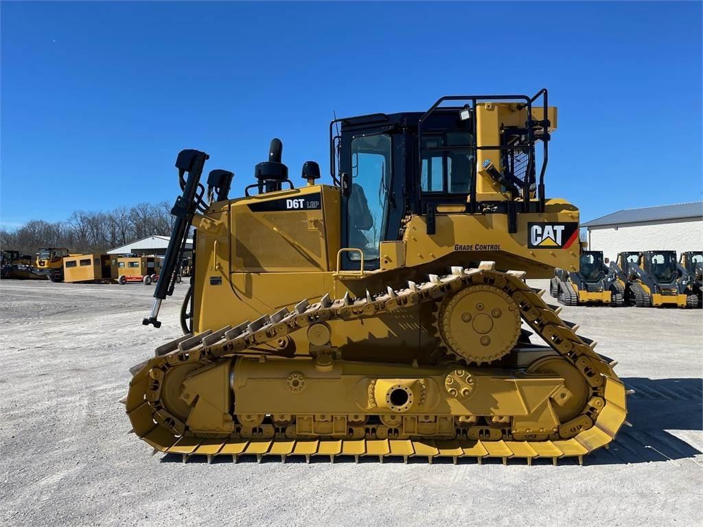 CAT D6T LGP Telaketjupuskutraktorit
