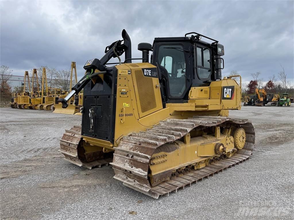 CAT D7E LGP Telaketjupuskutraktorit