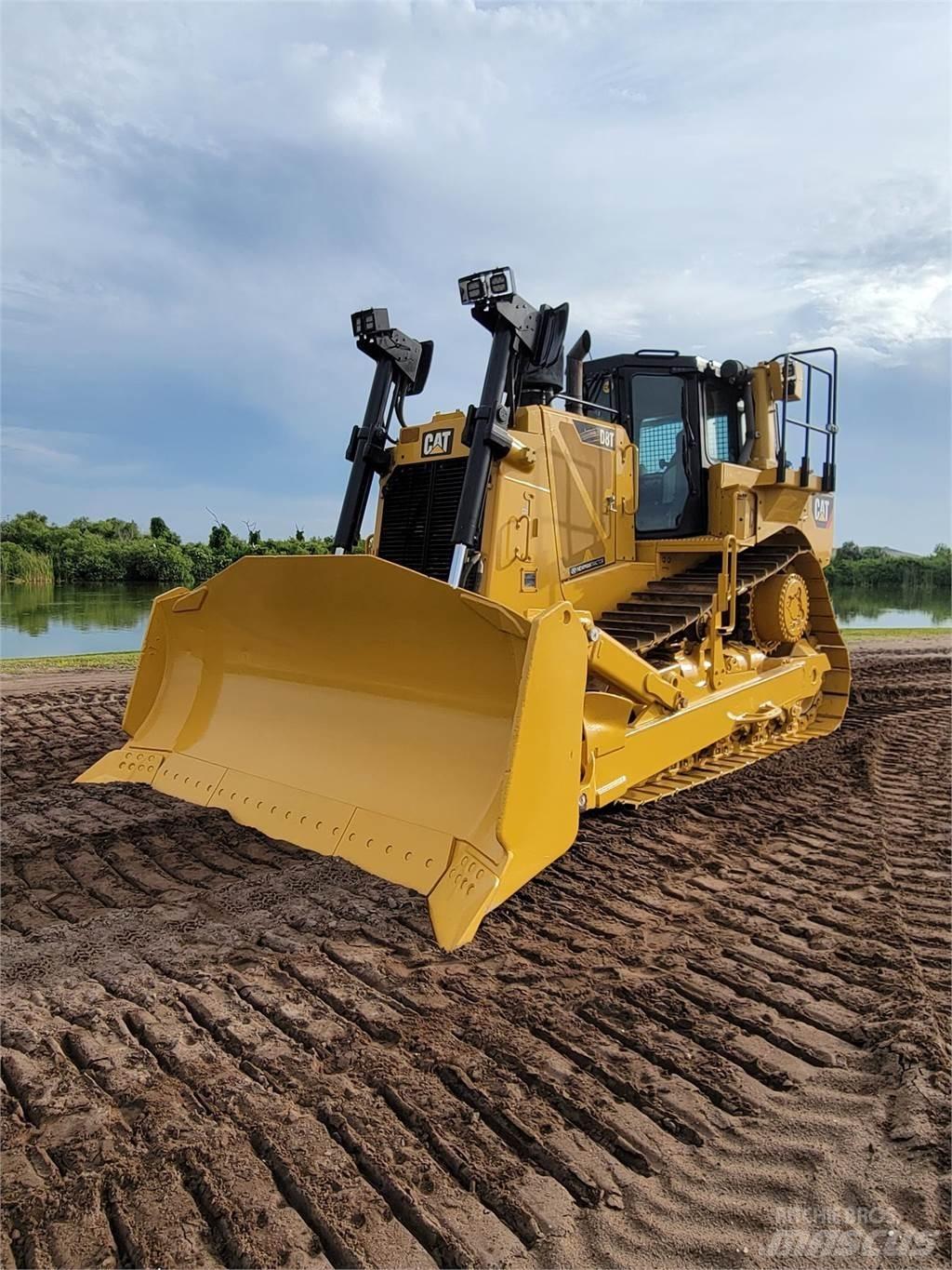 CAT D8T Telaketjupuskutraktorit