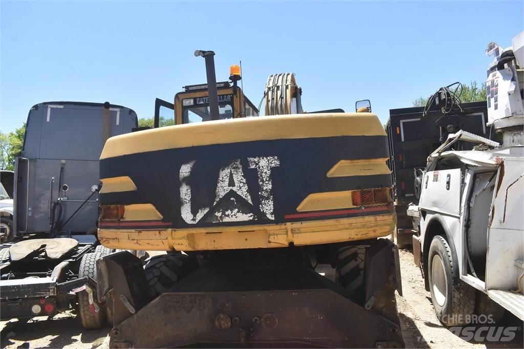 CAT M318 Pyöräkaivukoneet