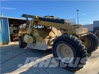 CAT RM-300 Asfaltin uusiokäyttölaitteet