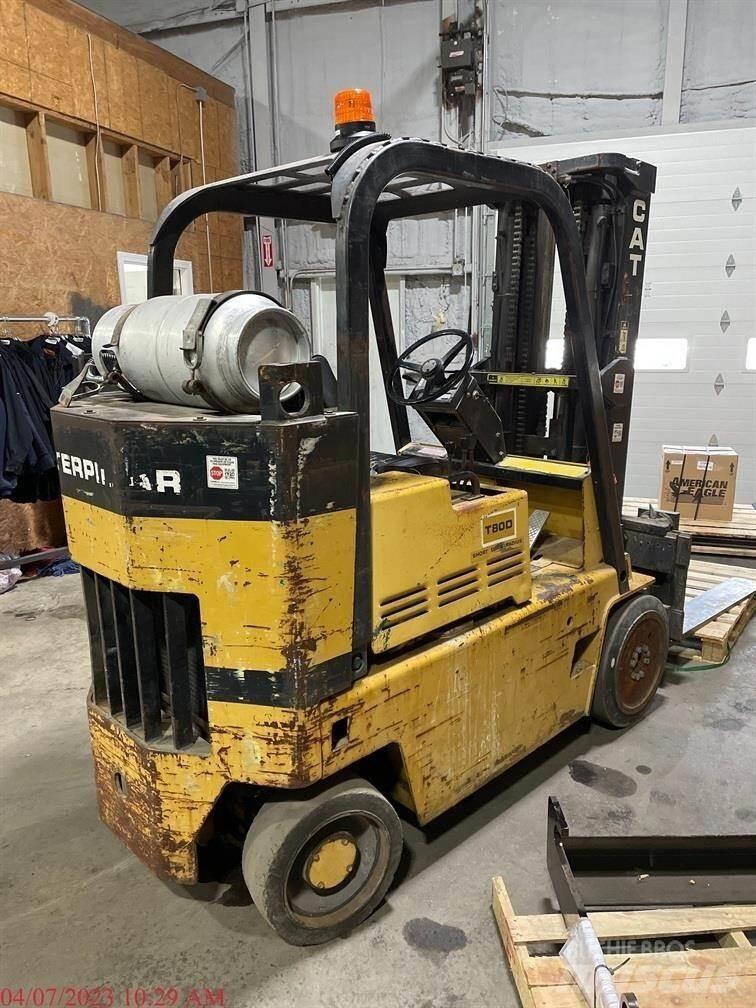 CAT T80D Muut haarukkatrukit