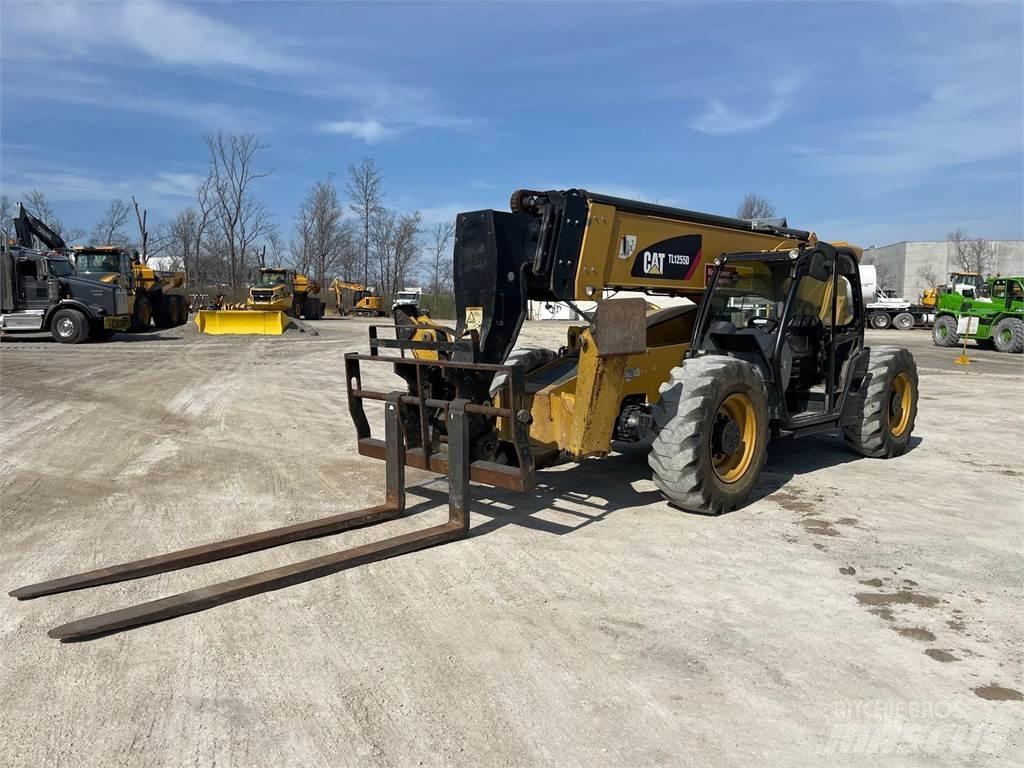 CAT TL1255D Kurottajat