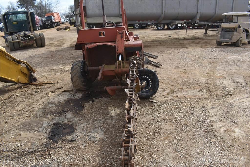 Ditch Witch 6510DD Ketjukaivurit