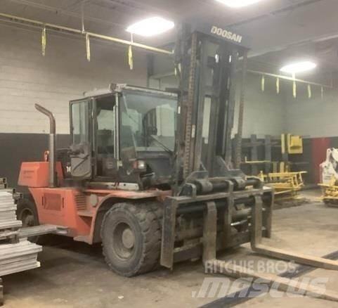 Doosan D160S-7 Muut haarukkatrukit