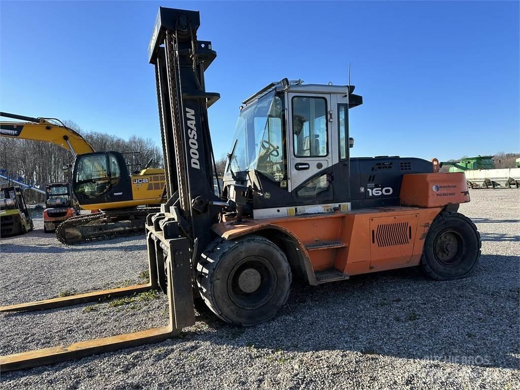 Doosan D160S-7 Muut haarukkatrukit