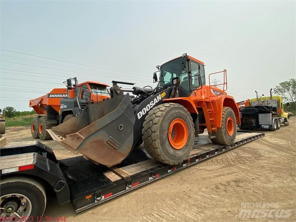 Doosan DL300-5 Pyöräkuormaajat