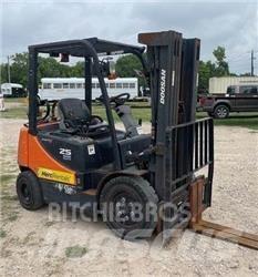 Doosan G25P-5 Muut haarukkatrukit