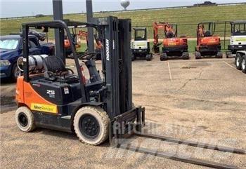 Doosan G25P-5 Muut haarukkatrukit