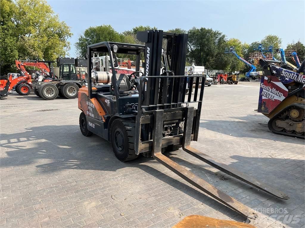 Doosan G45S-7 Muut haarukkatrukit