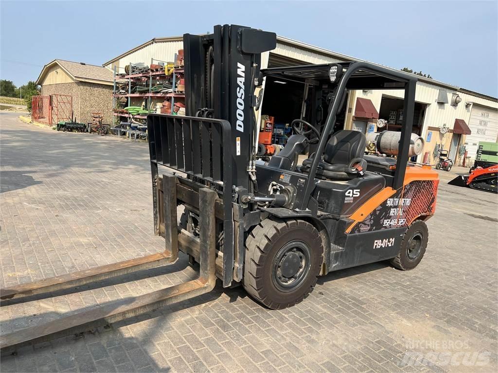 Doosan G45S-7 Muut haarukkatrukit