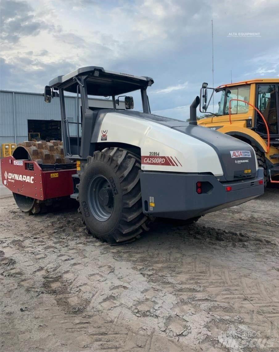 Dynapac CA2500PD Kaatopaikkajyrät