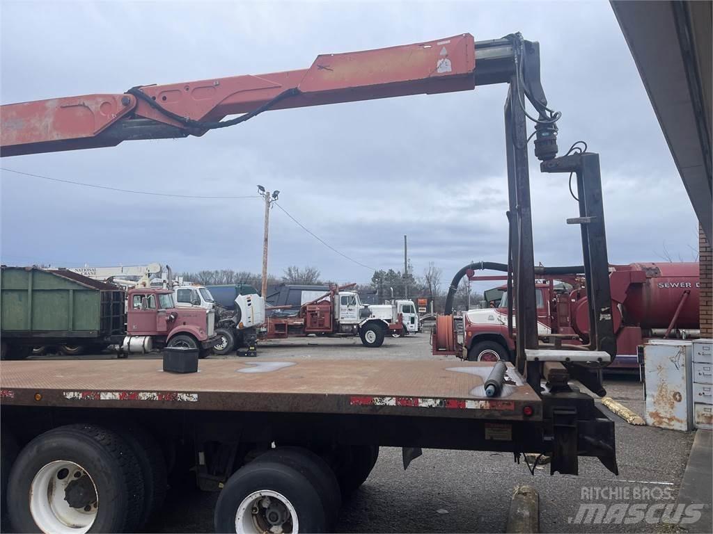 Fassi F230SE Nivelpuomikuormaajat