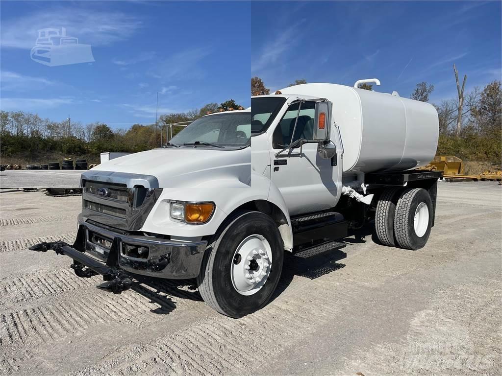 Ford F650 XL SD Vesisäiliöautot