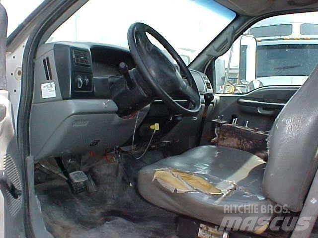 Ford F750 Sora- ja kippiautot
