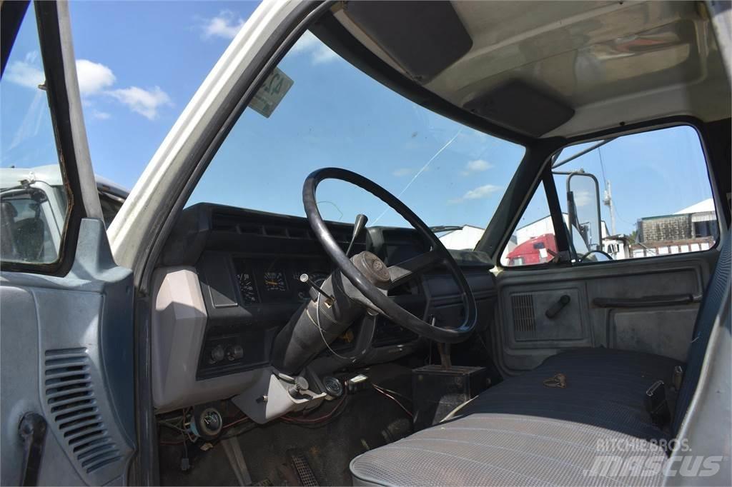 Ford F800 Sora- ja kippiautot