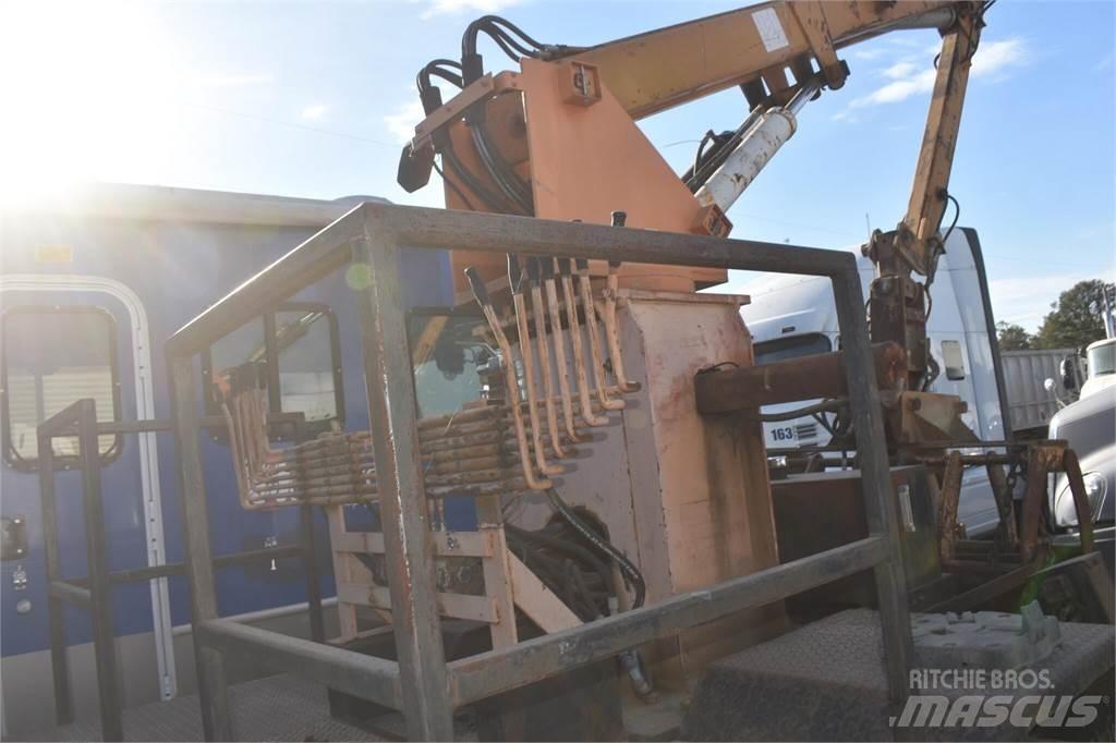 Ford F800 Nosturiautot