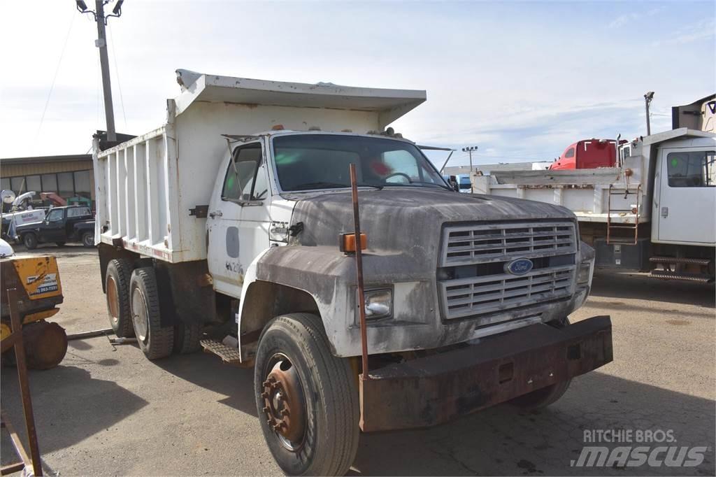 Ford F900 Sora- ja kippiautot