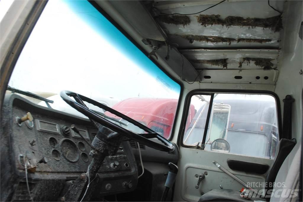 Ford L8000 Betonikuorma-autot