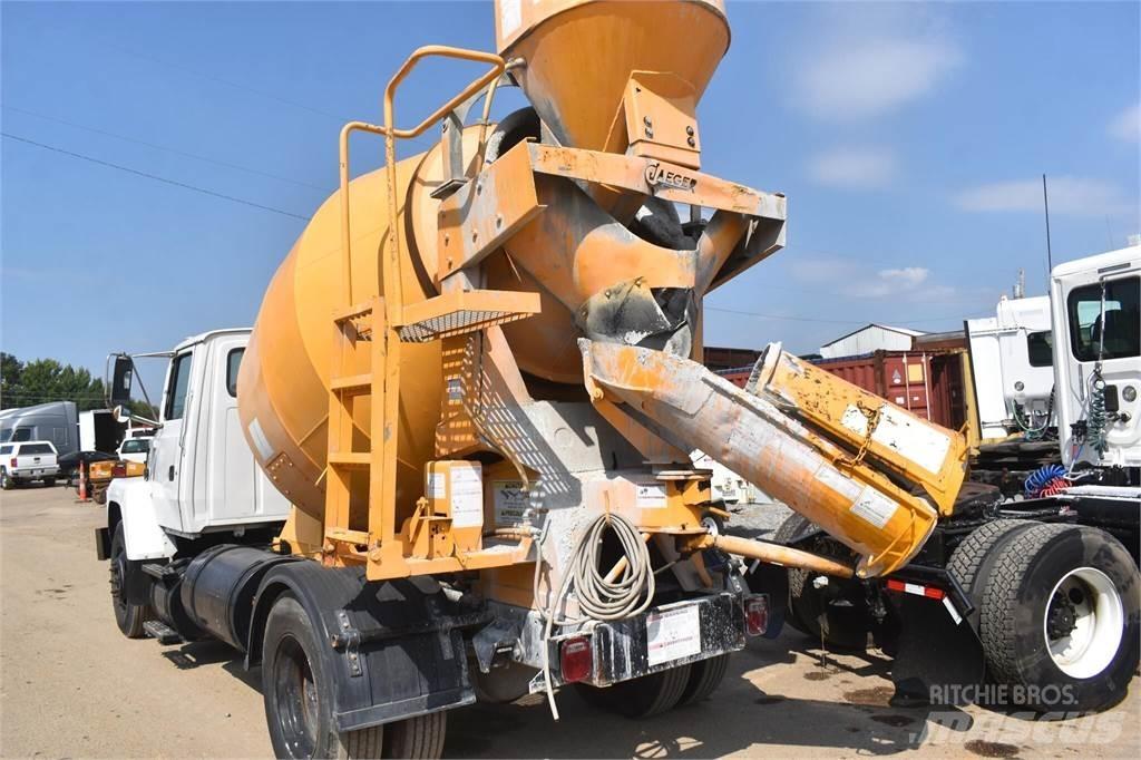 Ford LN7000 Betonikuorma-autot