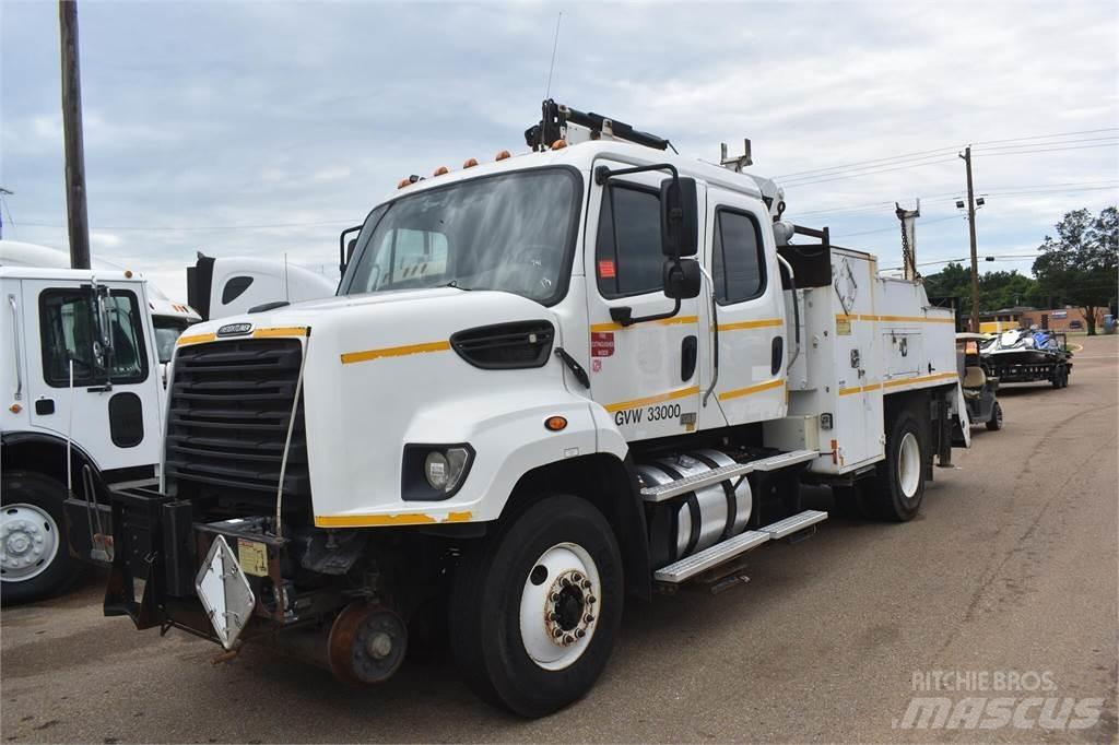 Freightliner 108SD Tienhoitoautot
