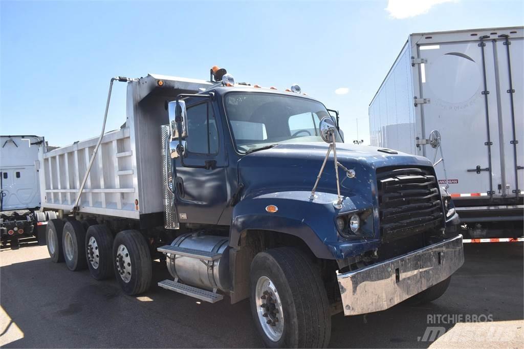 Freightliner 114SD Sora- ja kippiautot