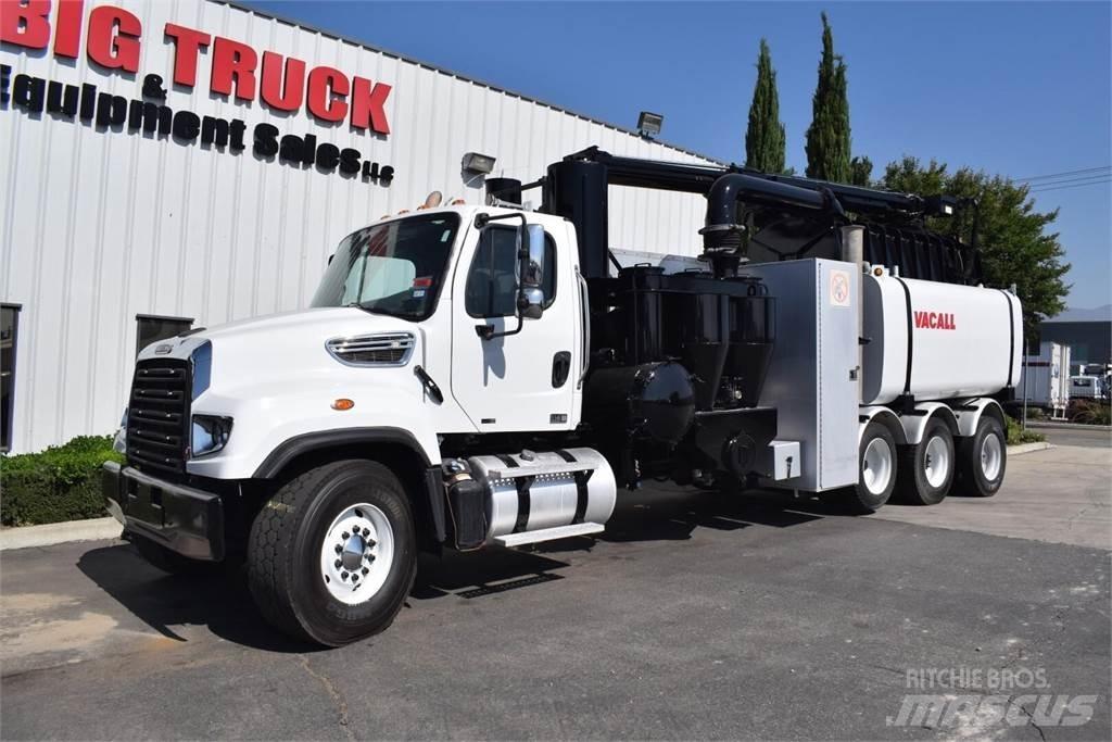 Freightliner 114SD Säiliöautot