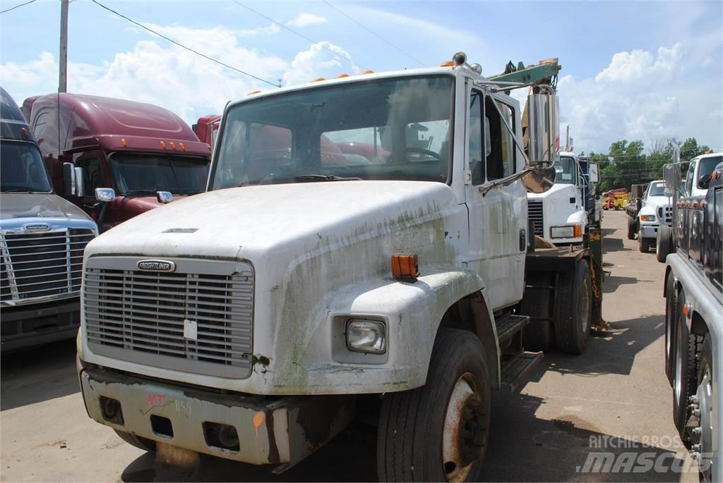 Freightliner FL70 Nosturiautot