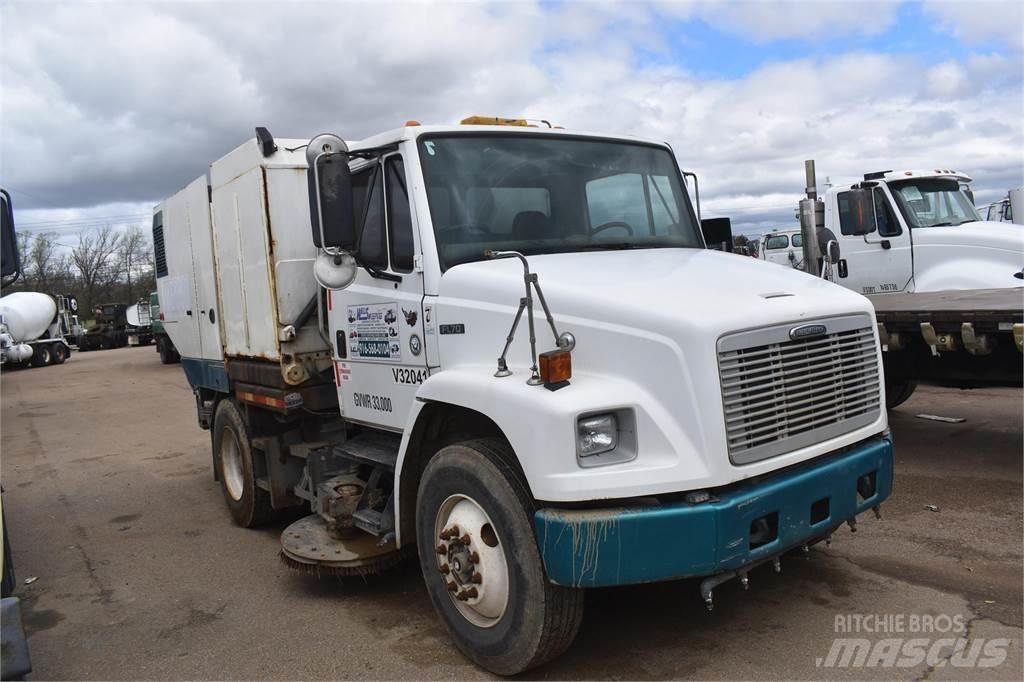 Freightliner FL70 Lakaisuautot