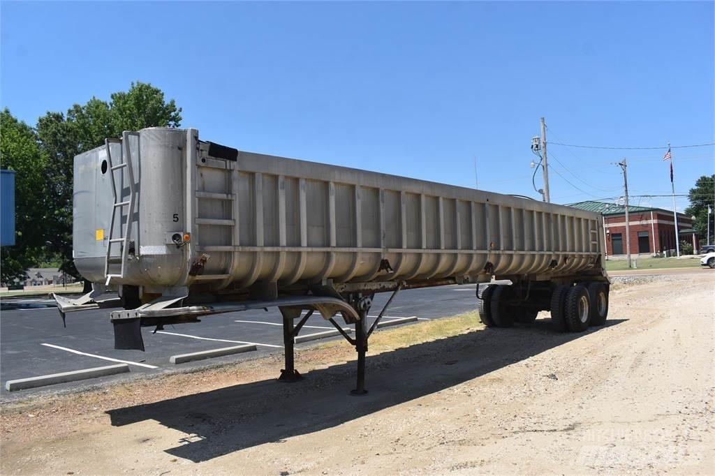 Fruehauf  Sora- ja kippiperävaunut