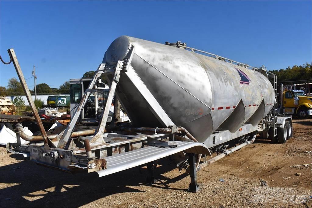 Fruehauf  Säiliöperävaunut