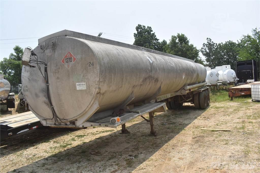 Fruehauf  Säiliöperävaunut