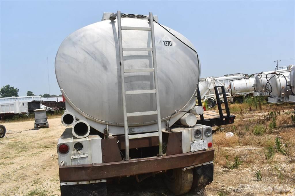Fruehauf  Säiliöperävaunut