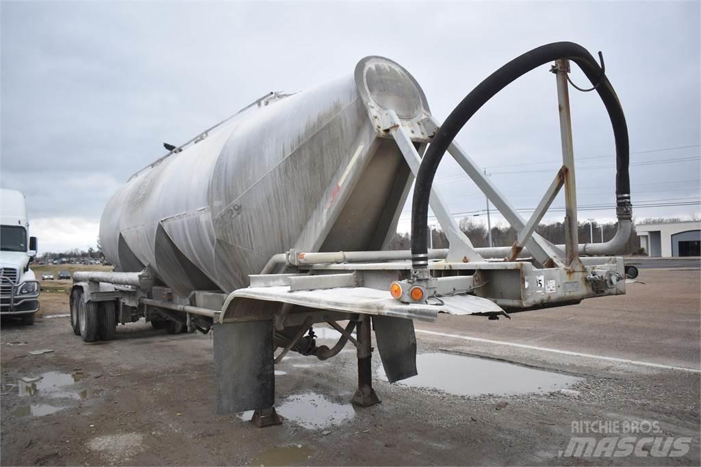 Fruehauf  Säiliöperävaunut