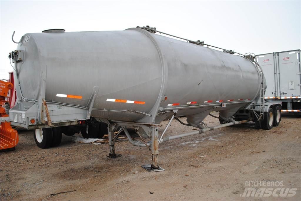Fruehauf  Säiliöperävaunut