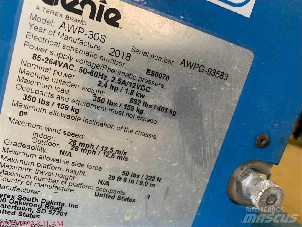 Genie AWP30S Henkilönostimet ja nostolaitteet