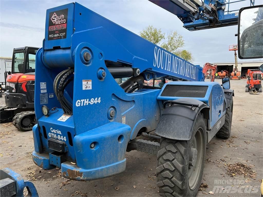 Genie GTH844 Kurottajat