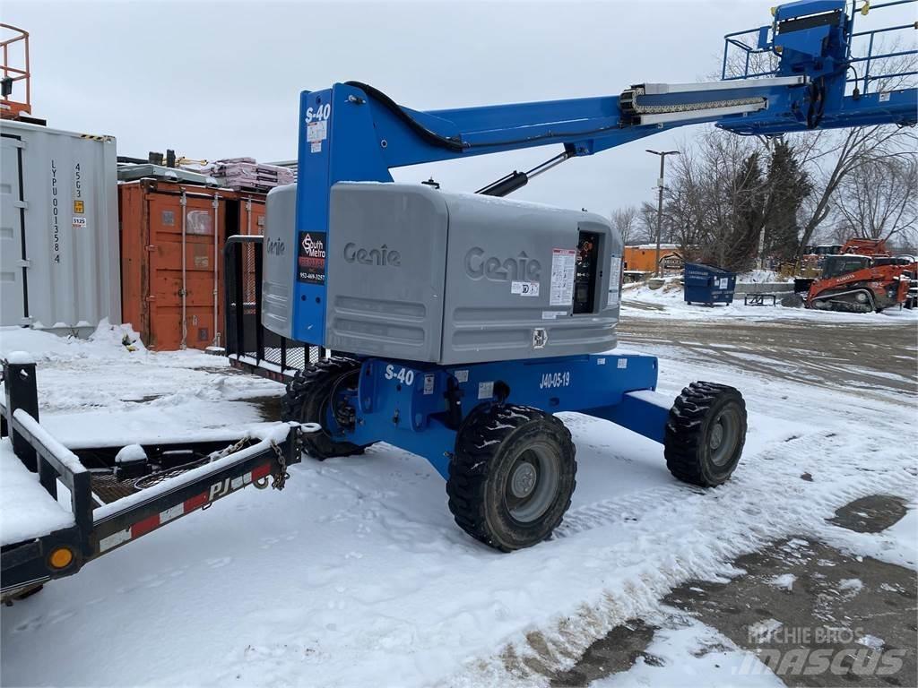 Genie S40 Teleskooppipuominostimet