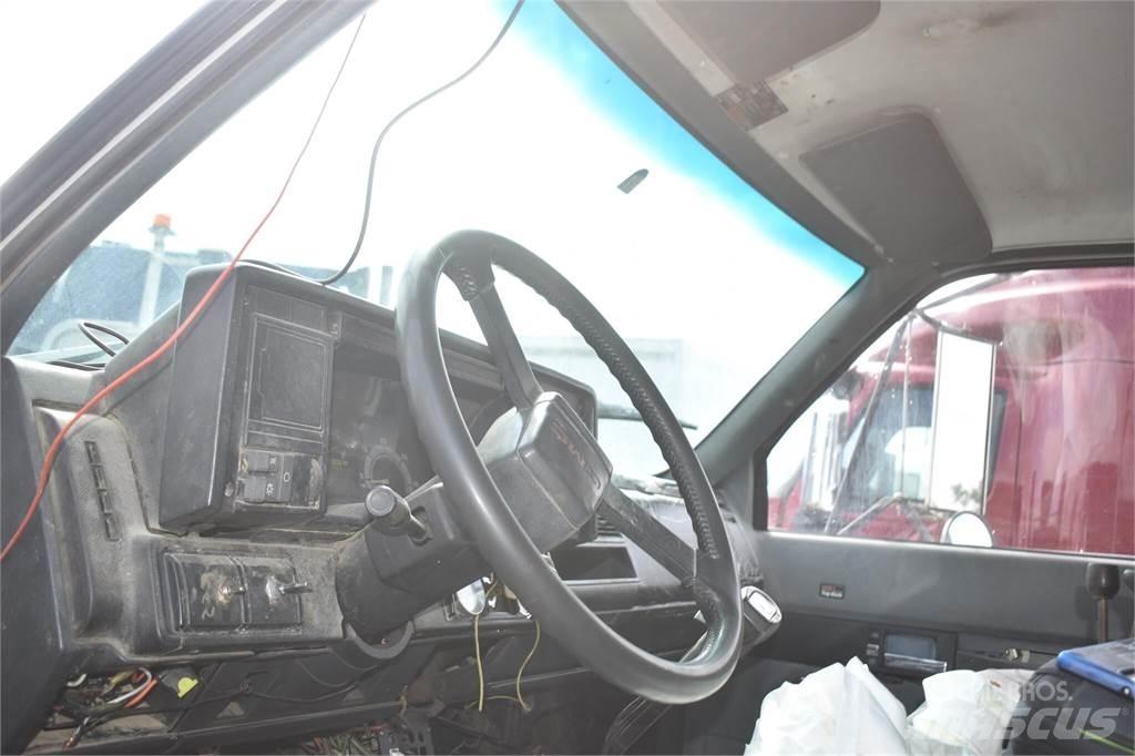 GMC TOPKICK C8500 Sora- ja kippiautot