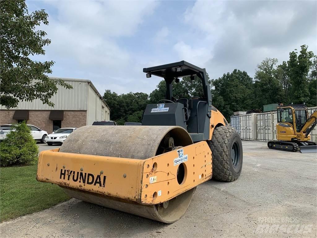 Hyundai HR120C-9 Tandemjyrät